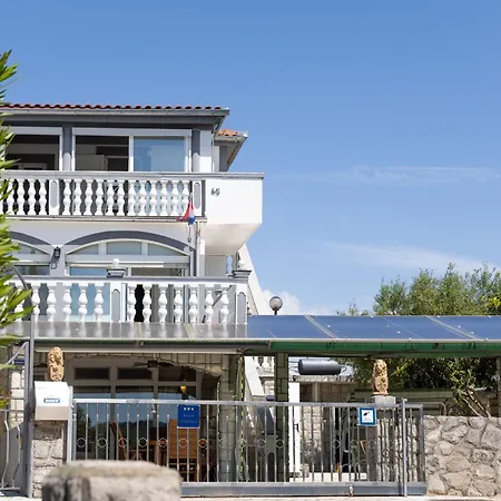 Maria Апартаменты