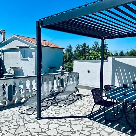 Maria Apartment *