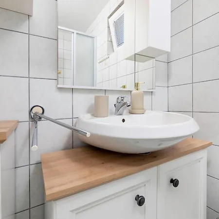 Maria アパート *