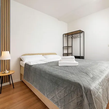 アパート Maria シロ